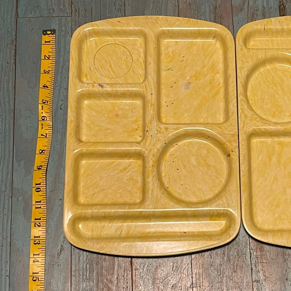 2 vintage melamine cafeteria trays - Picture 3 of 3